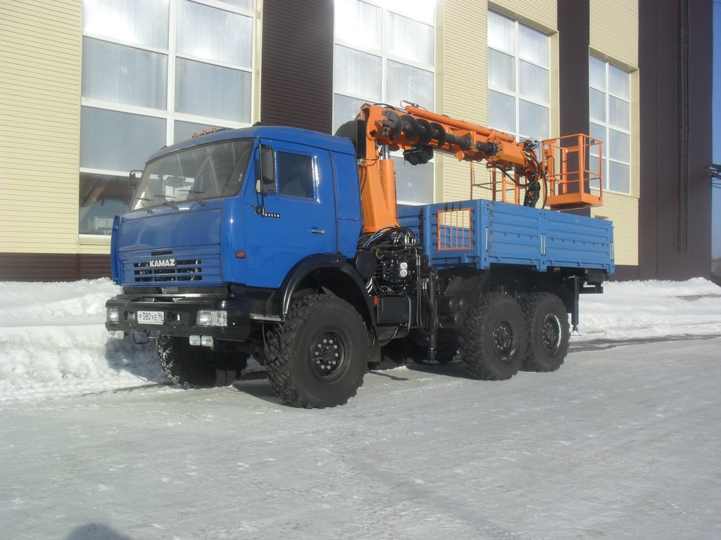 Автобуровая МКМ-200К